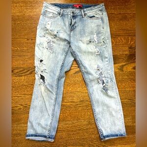 Saks Fifth Avenue Mattie Jeans – Hummingbird Embroidery, Destroyed – Size 29